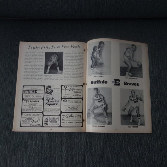 Vintage Official Warriors Quarterly 1971-72 - Picture 11 of 15